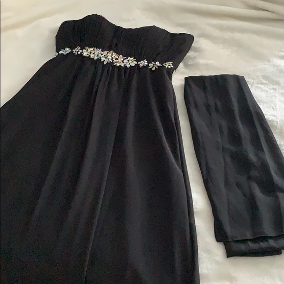 FIESTA Black Strapless Prom Dress with Scarf - Picture 6 of 7